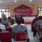 Bupati Sintang Drs. Milton Crosby, M. Si saat buka acara  Sosialisasi Undang-Undang Nomor 11 Tahun 2010 Tentang Cagar Budaya di Balai Praja Setda Sintang