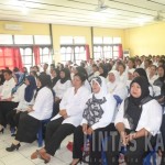 Honorer K II Terima SK PNS