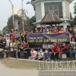Fans Club Bola Sintang Gelar Aksi Bagi Masker.