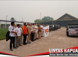 Gerindra Peduli, Yuliansyah dan Alexander Wilyo Lepas Bantuan Sembako Presiden di Ketapang